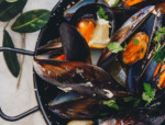 Lemongrass & Chilli Steamed Mussels