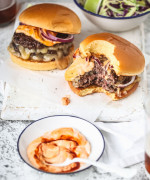 Grilled Sriracha Smash Burgers 