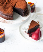 FLOURLESS CHOCOLATE CAKE WITH MULLED WINE POACHED PEARS